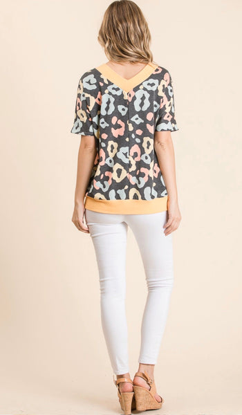 Contrasted V-Neck Animal Print Top