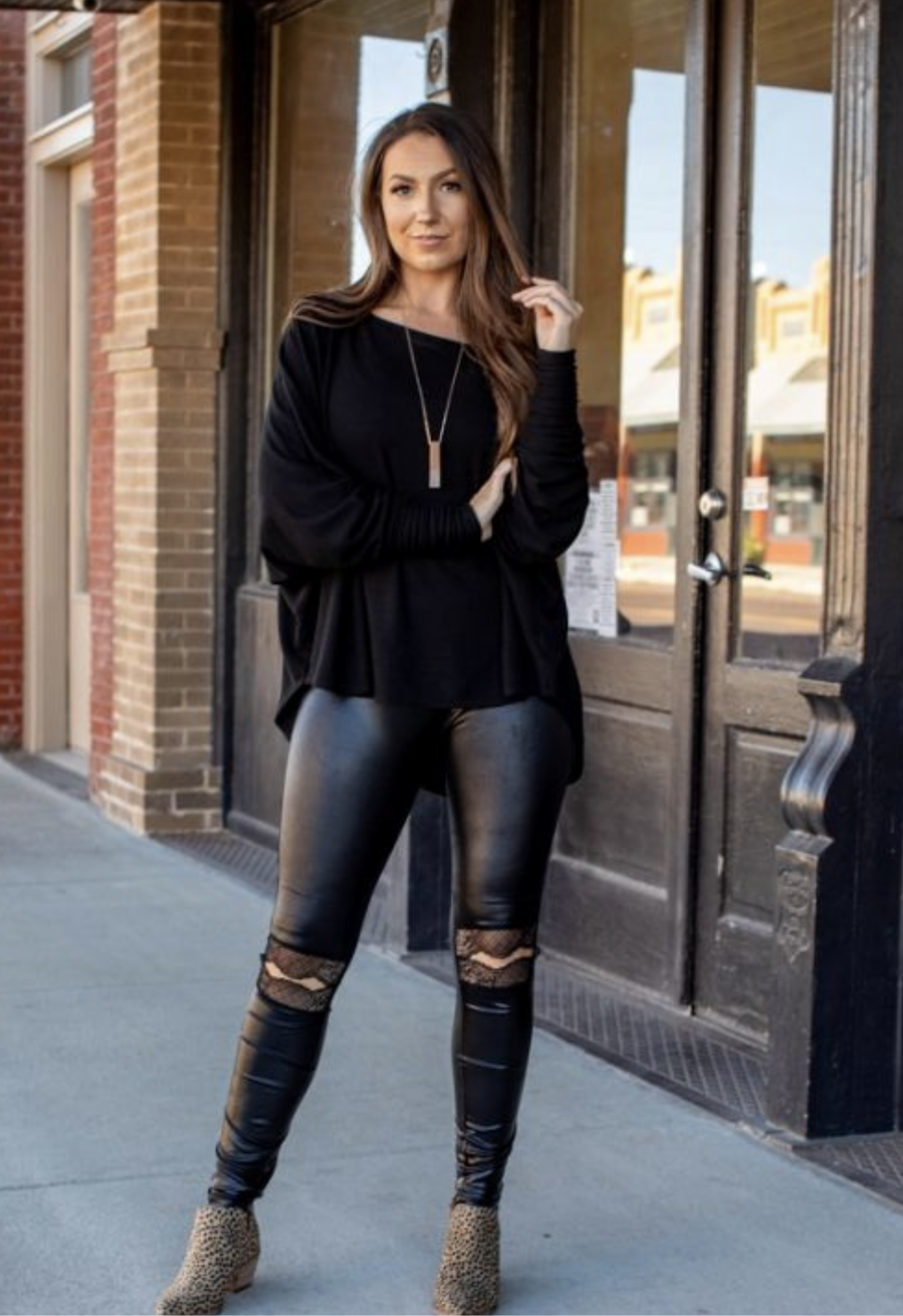 Liquid Leather Leggings Outfits For Women